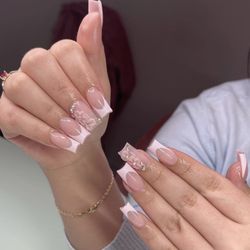 Glamour Nails Spa