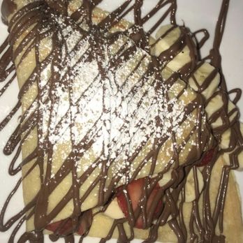 Crave Cafe Studio City - Nutella & Strawberry Crepe - Cafes Near Me - Studio City, California