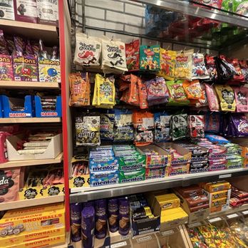 Olde Tyme Candy Shoppe - Candy Stores Near Me - Victoria, British Columbia
