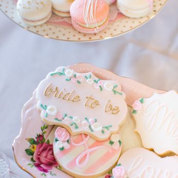 Playing with Dough - Desserts Near Me