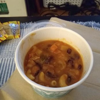 Zippy's Kahala - A larger portuguese bean soup? How about getting what you pay for? Humbug!! - Diners Near Me - Honolulu, Hawaii