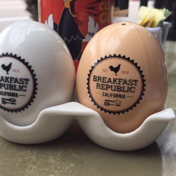 Breakfast Republic - Cut salt and pepper shakers - Breakfast & Brunch Near Me - Encinitas, California