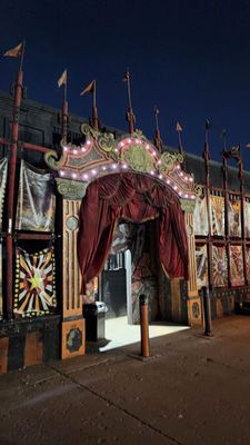 13th Floor Haunted House Chicago by null