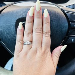L'Amour Nail and Massage Spa - No-Chip Manicure