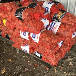 The Market - Ludington - Dear bait carrots