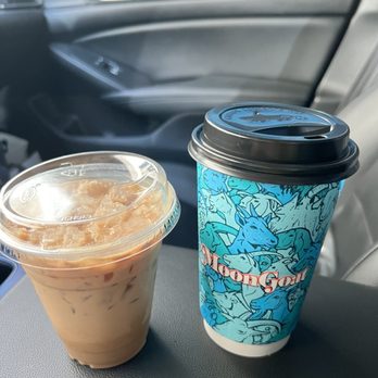 MoonGoat Coffee Roasters - Coffee lattes - Coffee Roasteries Near Me - Costa Mesa, California MoonGoat Coffee Roasters - Coffee lattes - Coffee Roasteries Near Me - Costa Mesa, California
