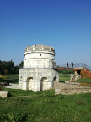 Mausoleo di Teodorico by null