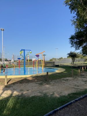 Fort Anahuac Park by null