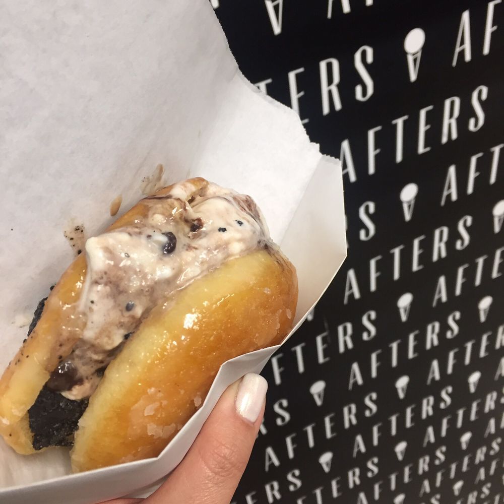 Afters Ice Cream - Cookie butter with Oreo - Ice Cream & Frozen Yogurt Near Me - Fullerton, California