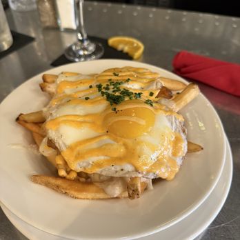 The Hattery Stove & Still - Hot mess - American Near Me - Doylestown, Pennsylvania