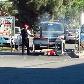Vallarta Supermarkets - grilling chiken n the parking lot - Grocery Near Me - Baldwin Park, California Vallarta Supermarkets - grilling chiken n the parking lot - Grocery Near Me - Baldwin Park, California