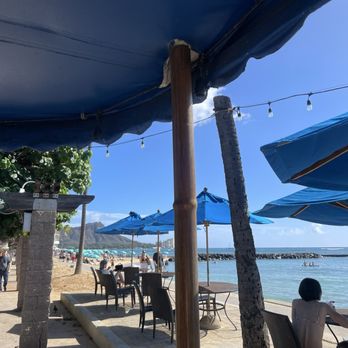 Koa Oasis - Great seats!  $12 cocktails ! - Dive Bars Near Me - Honolulu, Hawaii