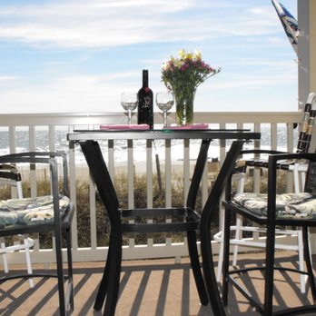Old Colony Realty - Have a romantic retreat at Shores of Surfside I 104 - Vacation Rentals Near Me - Surfside Beach, South Carolina
