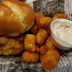 Bigway Chicken & Catfish - Chicken Bacon Ranch Sandwich with Tots