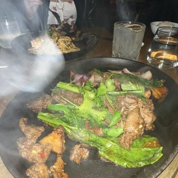 Komodo Dallas - Sizzling Black Pepper Beef - Asian Fusion Near Me - Dallas, Texas Komodo Dallas - Sizzling Black Pepper Beef - Asian Fusion Near Me - Dallas, Texas