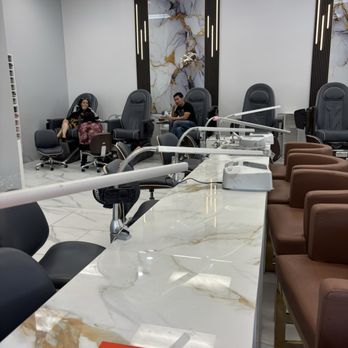 Crystal Nail Lounge - Staring in my direction while knowing I'm upset about the constant noise of cracking seeds, and continuing. - Nail Salons Near Me - Las Vegas, Nevada Crystal Nail Lounge - Staring in my direction while knowing I'm upset about the constant noise of cracking seeds, and continuing. - Nail Salons Near Me - Las Vegas, Nevada