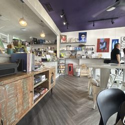 Kreative Grounds Café - Counter