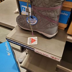 Columbia Factory Store - I like this winter snow boot to match my Columbia 3-Way Ski Parka but my size N/A so I'll order online. 9/11/2022