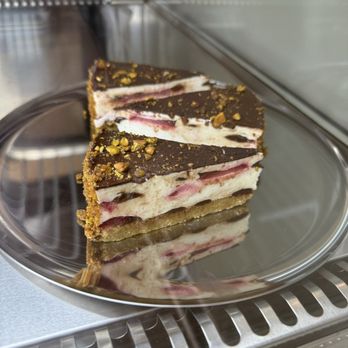 Amapola - Cafes Near Me - San Fernando Valley, California Amapola - Cafes Near Me - San Fernando Valley, California