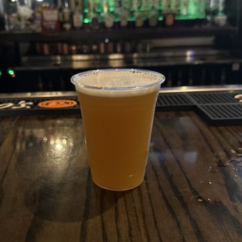 Annie's Irish Pub - Irish Pub Near Me - Omaha, Nebraska