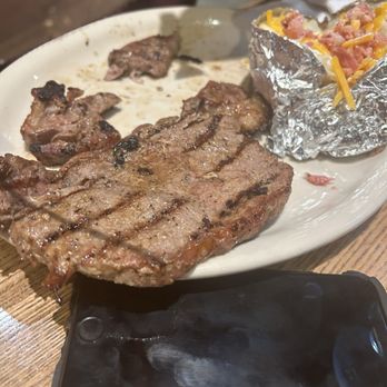 Logan's Roadhouse - Steakhouses Near Me - Leeds, Alabama Logan's Roadhouse - Steakhouses Near Me - Leeds, Alabama