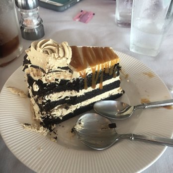 Everett's - Dulce de leche choc cake - Wine Bars Near Me - Wasilla, Alaska Everett's - Dulce de leche choc cake - Wine Bars Near Me - Wasilla, Alaska