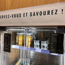 Gare SNCF de Marseille-Saint-Charles - 5/4/26 FYI. Starbucks in the train station.