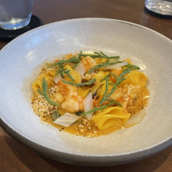 Senia - Soprestini - Cocktail Bars Near Me - Honolulu, Hawaii