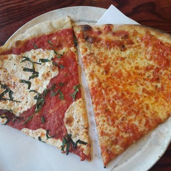 Mondo - mozzarella and Neapolitan slices - Pizza Near Me - Middletown, Connecticut
