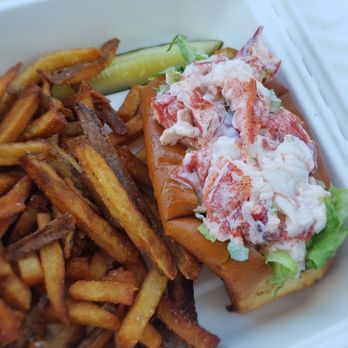 Mariner Grille - Lobster Roll with French fries - Seafood Near Me - Narragansett, Rhode Island Mariner Grille - Lobster Roll with French fries - Seafood Near Me - Narragansett, Rhode Island