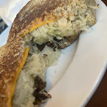 Spotted Dog - Vegan Reuben - Vegetarian Near Me - Carrboro, North Carolina