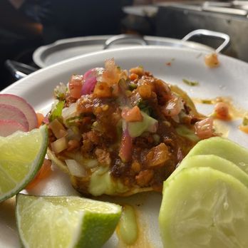 Tacos Elizabeth - Vampiro de pastorlove the red salsa &purple onion - Tacos Near Me - Lake View Terrace, California Tacos Elizabeth - Vampiro de pastorlove the red salsa &purple onion - Tacos Near Me - Lake View Terrace, California
