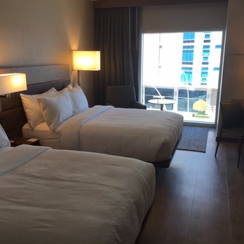 AC Hotel Phoenix Tempe/Downtown - Time for a nap - Hotels Near Me - Tempe, Arizona