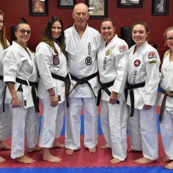 Paradise Valley School Of Karate