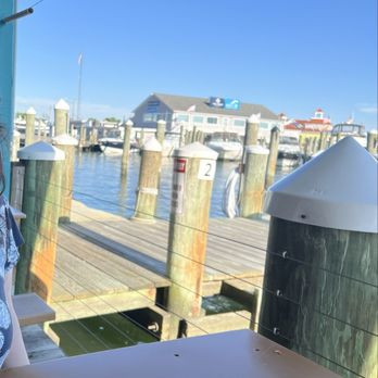 Fisherman's Crab Deck - Table right next to the water - Seafood Near Me - Grasonville, Maryland Fisherman's Crab Deck - Table right next to the water - Seafood Near Me - Grasonville, Maryland
