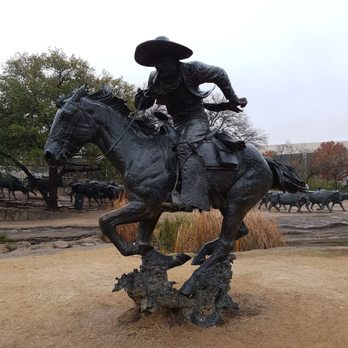 Pioneer Plaza Cattle Drive - Local Flavor Near Me - Dallas, Texas Pioneer Plaza Cattle Drive - Local Flavor Near Me - Dallas, Texas