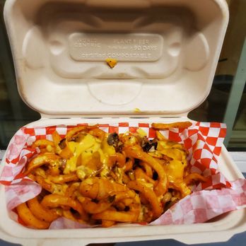 Veggietize Me - a hand holding a container of food - Pop-Up Restaurants Near Me - Panorama City, California Veggietize Me - a hand holding a container of food - Pop-Up Restaurants Near Me - Panorama City, California