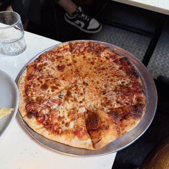Bodega Wine Bar - Cheese Pizza - Wine Bars Near Me - Santa Monica, California Bodega Wine Bar - Cheese Pizza - Wine Bars Near Me - Santa Monica, California
