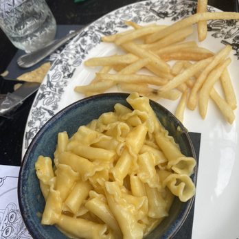 Calaveras Cantina - Kids Mac n cheese - Bars Near Me - Boca Raton, Florida