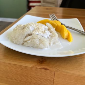 Eathai - Sticky rice with mango - Thai Near Me - Rockville, Maryland Eathai - Sticky rice with mango - Thai Near Me - Rockville, Maryland