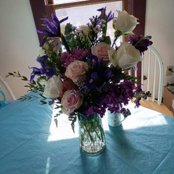 Your Town Florist & Gifts - Beautiful flowers - Florists Near Me - Montello, Wisconsin Your Town Florist & Gifts - Beautiful flowers - Florists Near Me - Montello, Wisconsin