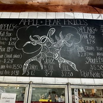 Larsen Apple Barn - Fruits & Veggies Near Me - Camino, California