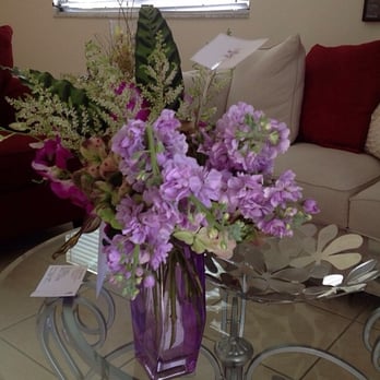 Bee Ridge Florist - Another pic of my moms flowers :) - Florists Near Me - Sarasota, Florida Bee Ridge Florist - Another pic of my moms flowers :) - Florists Near Me - Sarasota, Florida