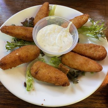 MeMe's Cafe - Jalapeño poppers- minus the jalapeño - American Near Me - Springdale, Utah