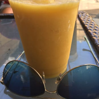 Union Coffee House - Mango smoothie - Coffee & Tea Near Me - Dallas, Texas Union Coffee House - Mango smoothie - Coffee & Tea Near Me - Dallas, Texas