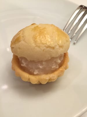 The Chinese Restaurant 凱悅軒 by null