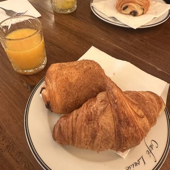 Café Louise - Cafes Near Me - Paris, 75 Café Louise - Cafes Near Me - Paris, 75
