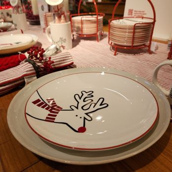Crate & Barrel - Furniture Stores Near Me - Sarasota, Florida