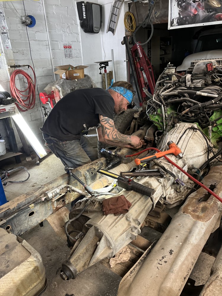 CRAZY BOYZ GARAGE Updated May 2024 16 Photos 2924 Raccoon St, Des