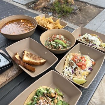 Encinitas Fish Shop - Elote Taco, Pineapple Express Taco, Shrimp Ceviche and Fish Shop Stew - Seafood Near Me - Encinitas, California
